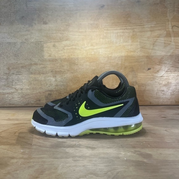 Nike Max Premiere Womens Size 6.5 (5Y) Running Shoes Black Yellow 716791-003 - Picture 3 of 8